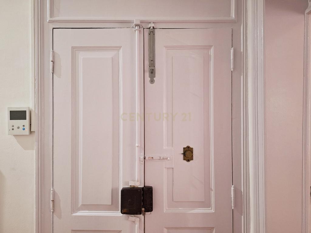 Apartamento T3 para Arrendamento em Campolide - Image 32
