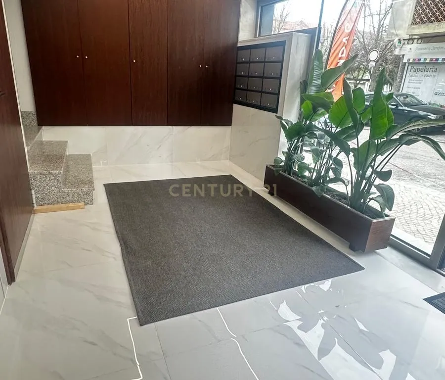 Apartamento T2 + 3 em Santo Antonio da Caparica, Almada - Image 44