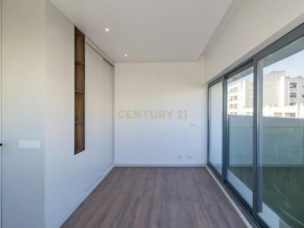 Fotografia 7 de T1 com Terraço | A Estrear | Edifício Cristal Atrium | Centro da Marinha Grande