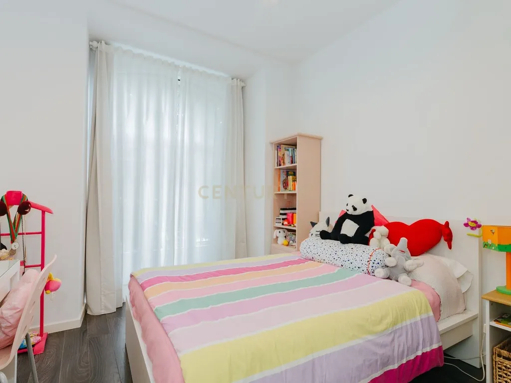 Apartamento Renovado em Avenidas Novas, Lisboa - Image 18