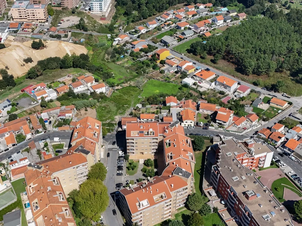 Apartamento T3 com Vista Panorâmica em Canidelo, Vila Nova de Gaia - Image 7
