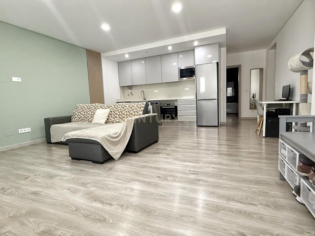 Apartamento Novo T1 com logradouro no Montijo  - Image 1