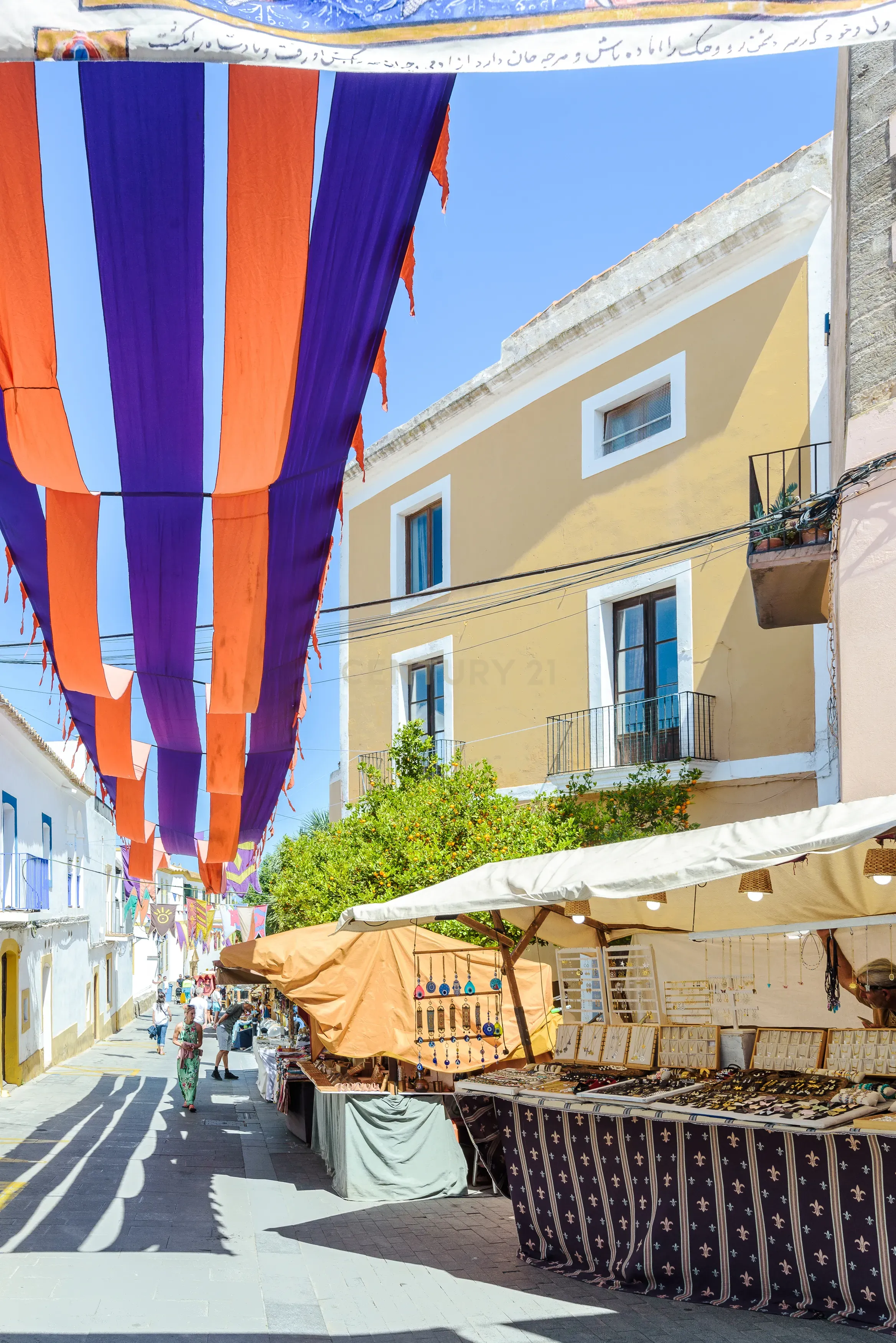 À venda: Casa histórica com grande potencial em Dalt Vila – Ibiza - Image 36