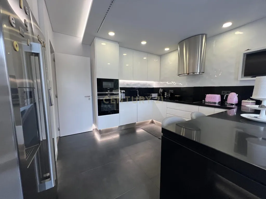 Apartamento Exclusivo T4+1 na prestigiada Quinta da Oliveira - Caldas da Rainha - Image 51