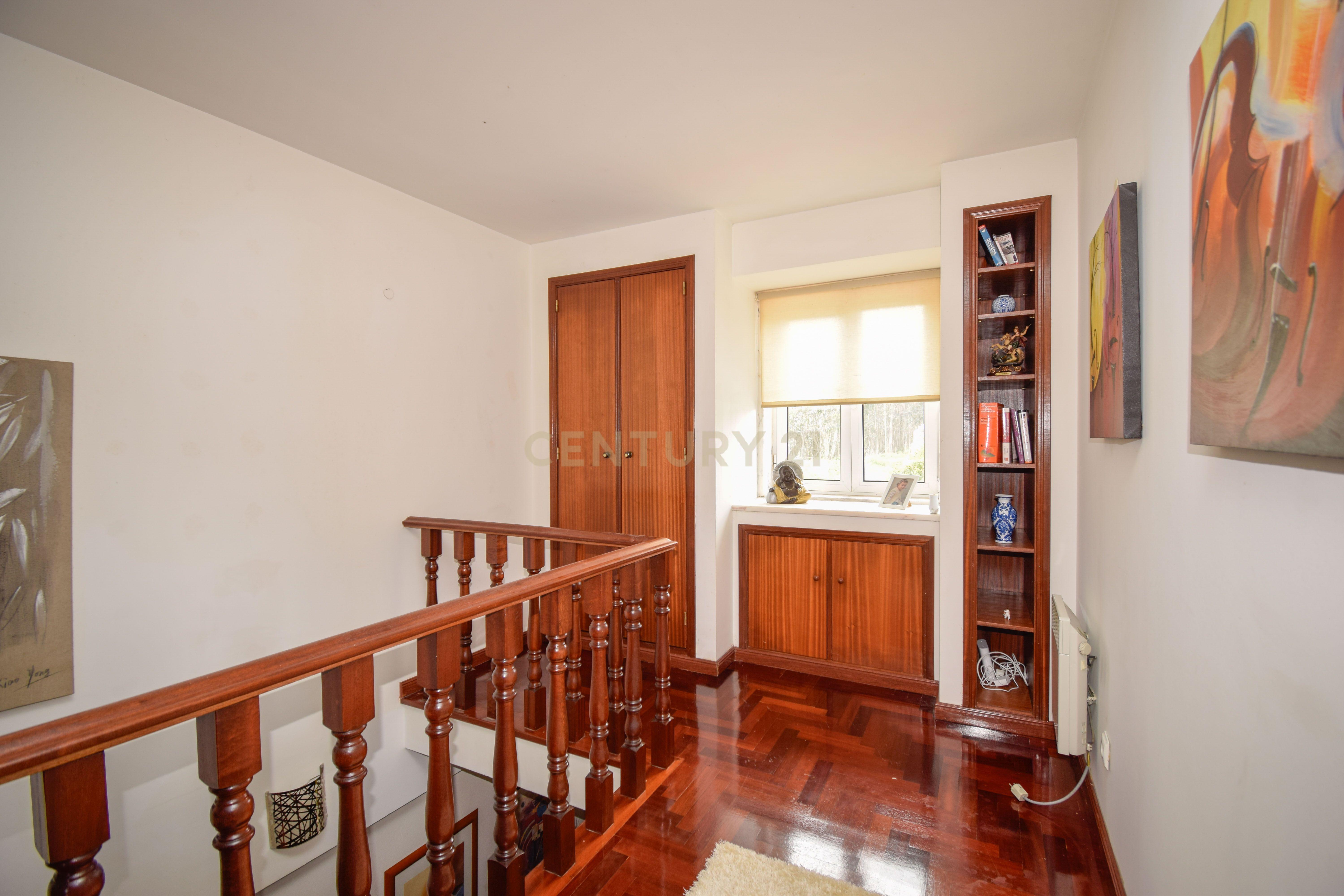 Moradia T5 de Sonho em Serra Chã – Caneças | Conforto, Natureza e Proximidade de Lisboa - Image 23