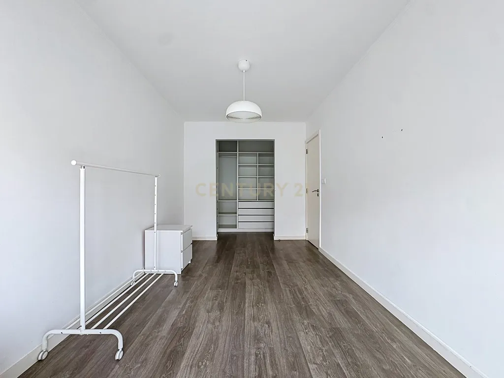Apart. T3 remodelado em Paio Pires - Image 12