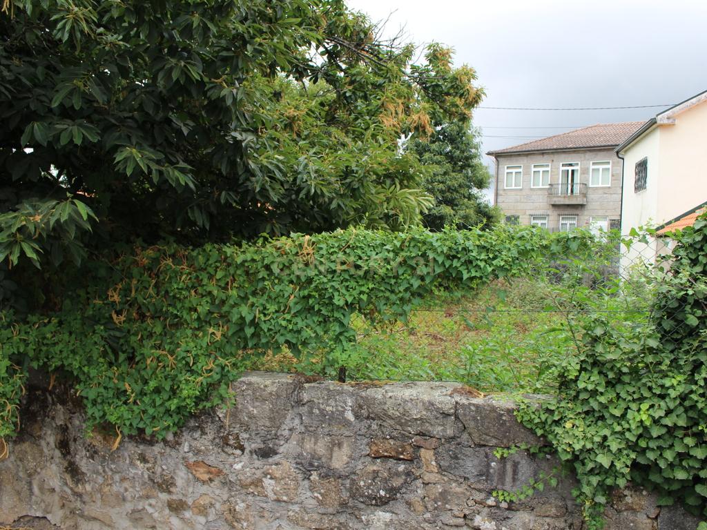 Moradia para restauro - oportunidade de investimento Paços de Ferreira, Figueiró - Image 27