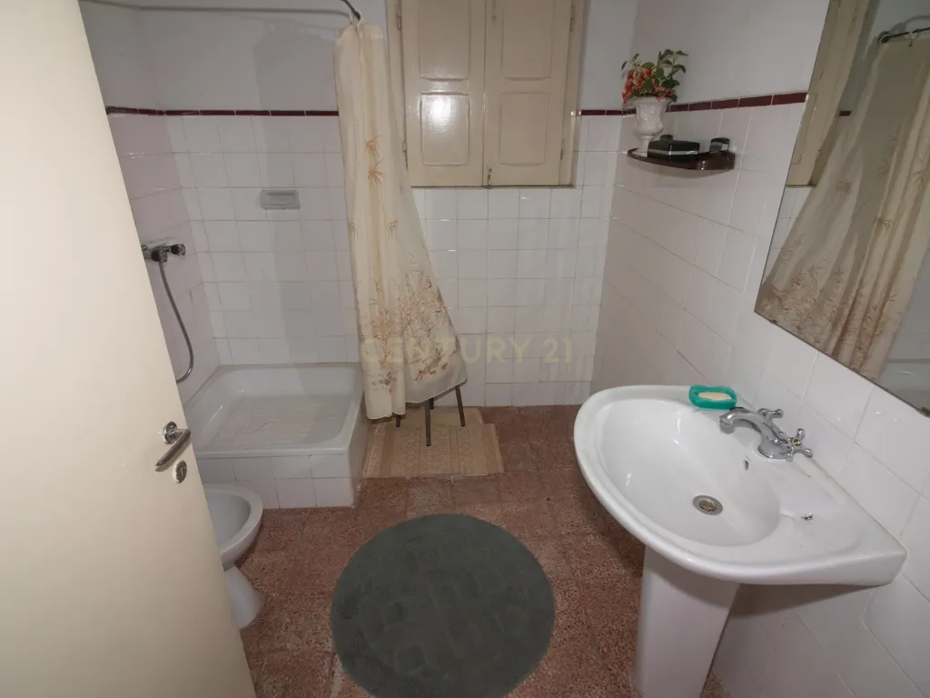 Moradia T4, em Alcoentre, Azambuja. - Image 19