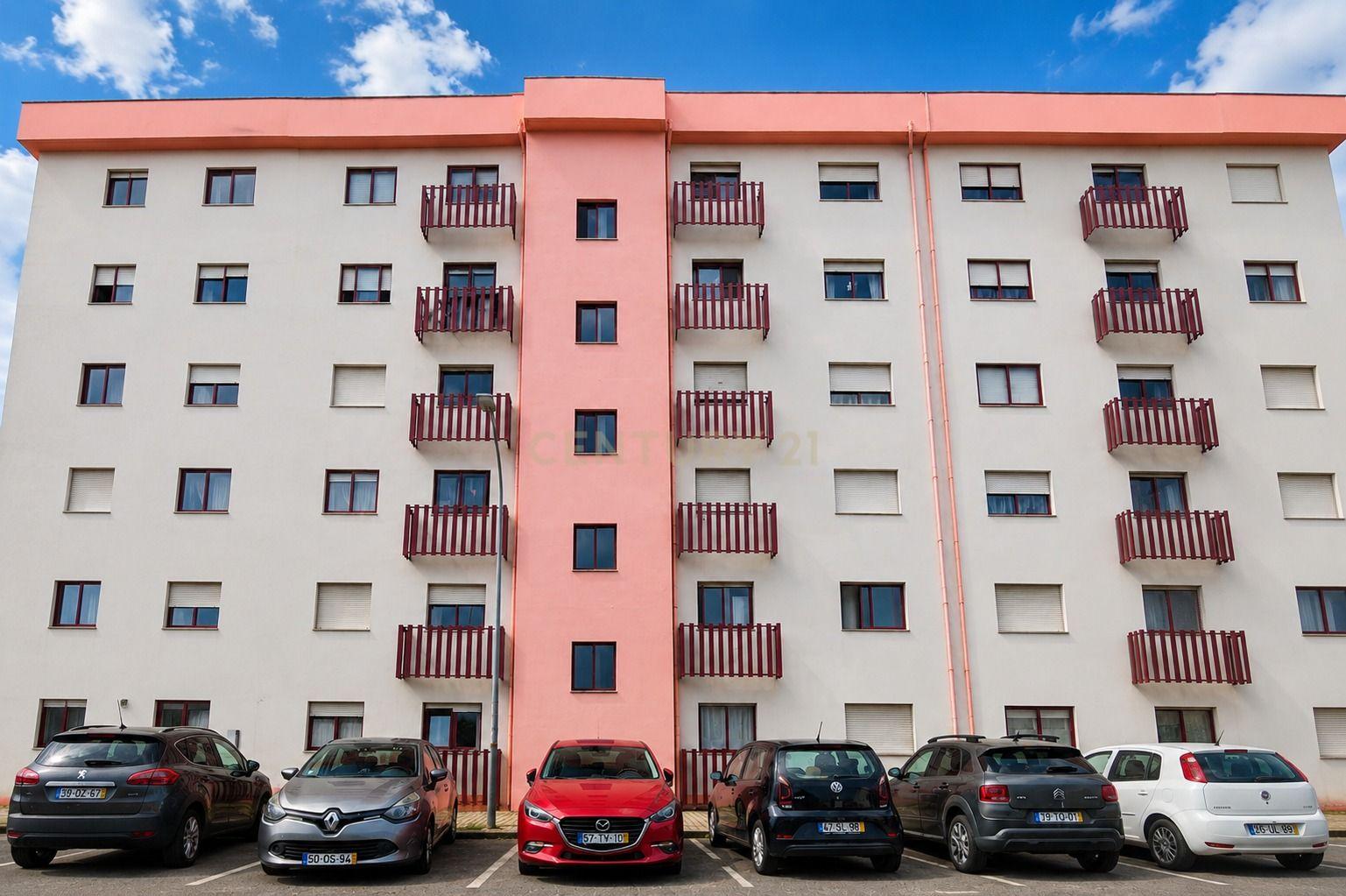 Apartamento T2 - Algueirão- Mem Martim