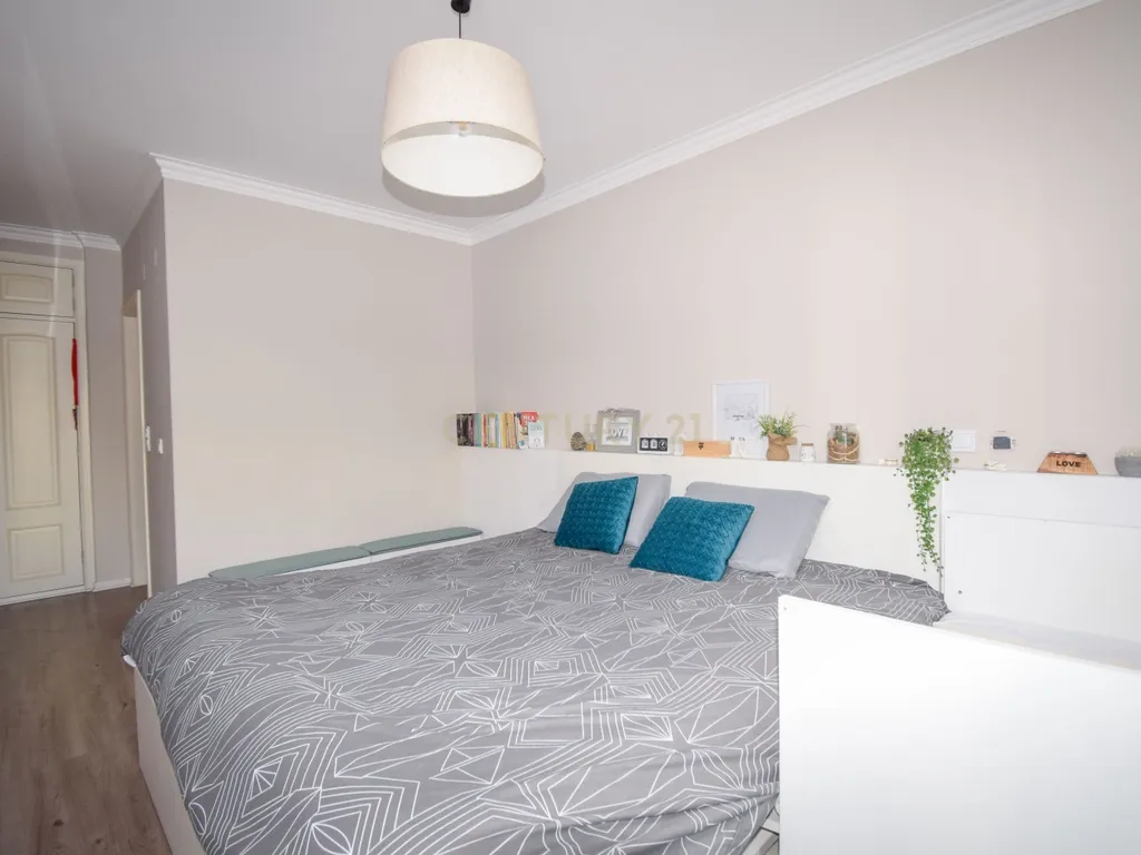 Apartamento T3 com garagem, em São Domingos de Rana, Cascais, - Image 14