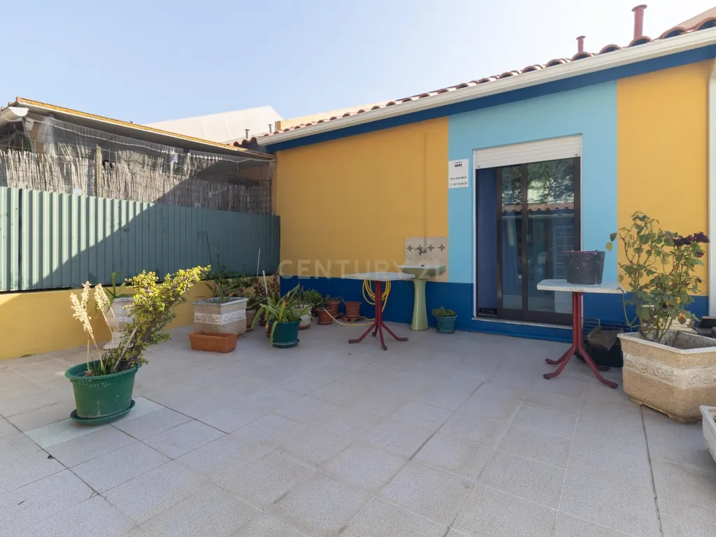 Moradia em Banda de 5 assoalhadas na Banática - Image 43