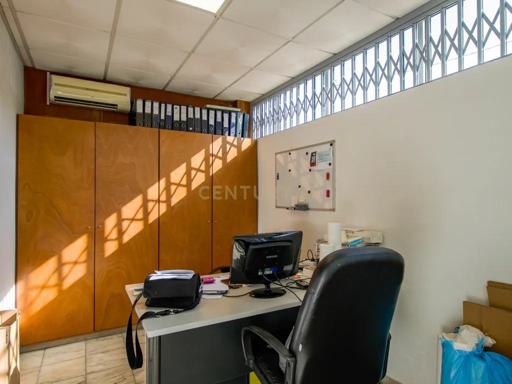Armazém Industrial com 2.000 m² implantado em terreno de 16.188 m² – Quinta do Anjo - Image 3