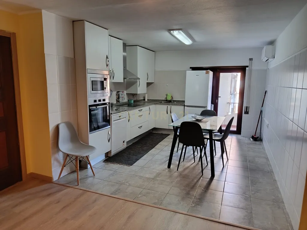Apartamento T2 Renovado em Macedo de Cavaleiros - Bragança - Image 2