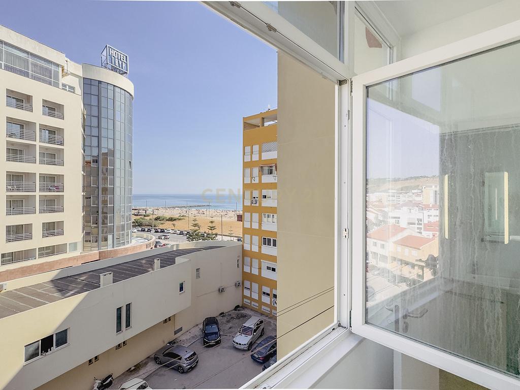 Arrendamento T3 Costa da Caparica com Elevador - Image 36