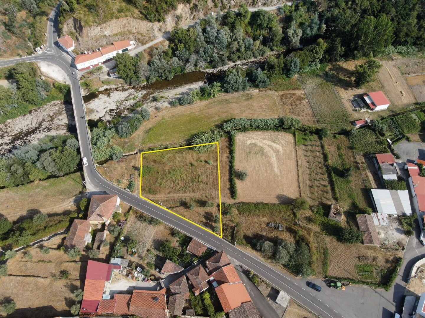 Fotografia 3 de Terreno – Excelente Oportunidade de Construção