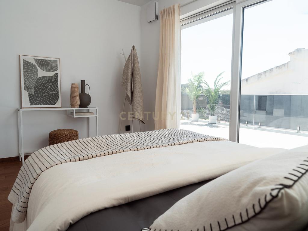 🏡 Casa nova em Cunit – Design, eficiência e conforto junto ao mar Estreie o seu lar ideal na rua Havana em Cunit! - Image 18