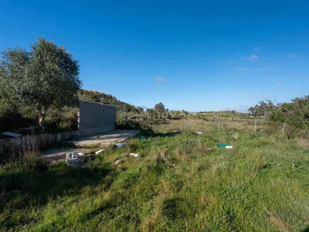 Parcela de 300m2 de Terreno Rústico ,em regime de Avos, na Terrugem. - Image 12