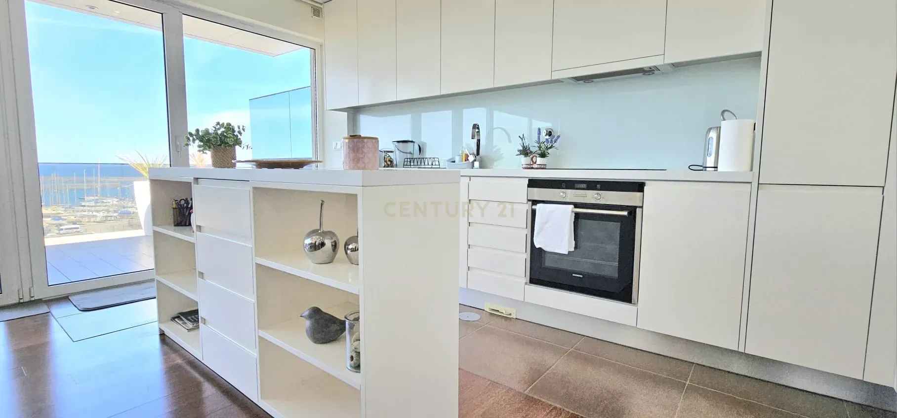 Apartamento T2 em Primeira linha de mar em Vila do Conde - Image 7