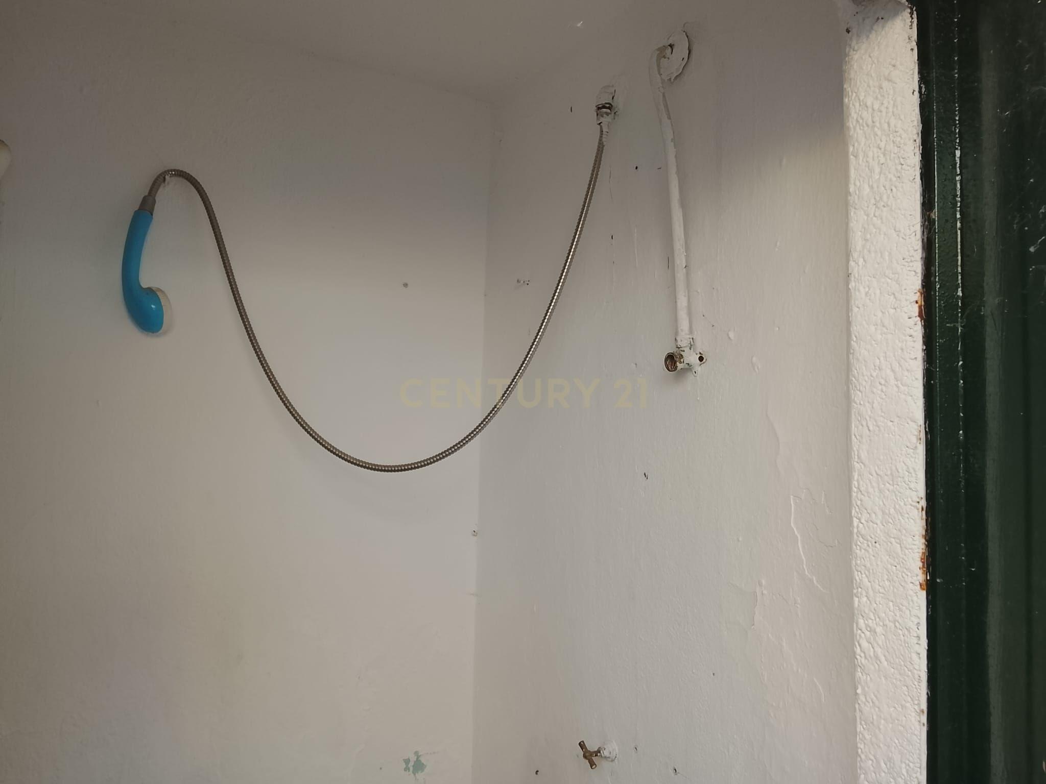 Fotografia 9 de Oportunidade de Investimento! Moradia p/recuperar Retaxo, Castelo Branco