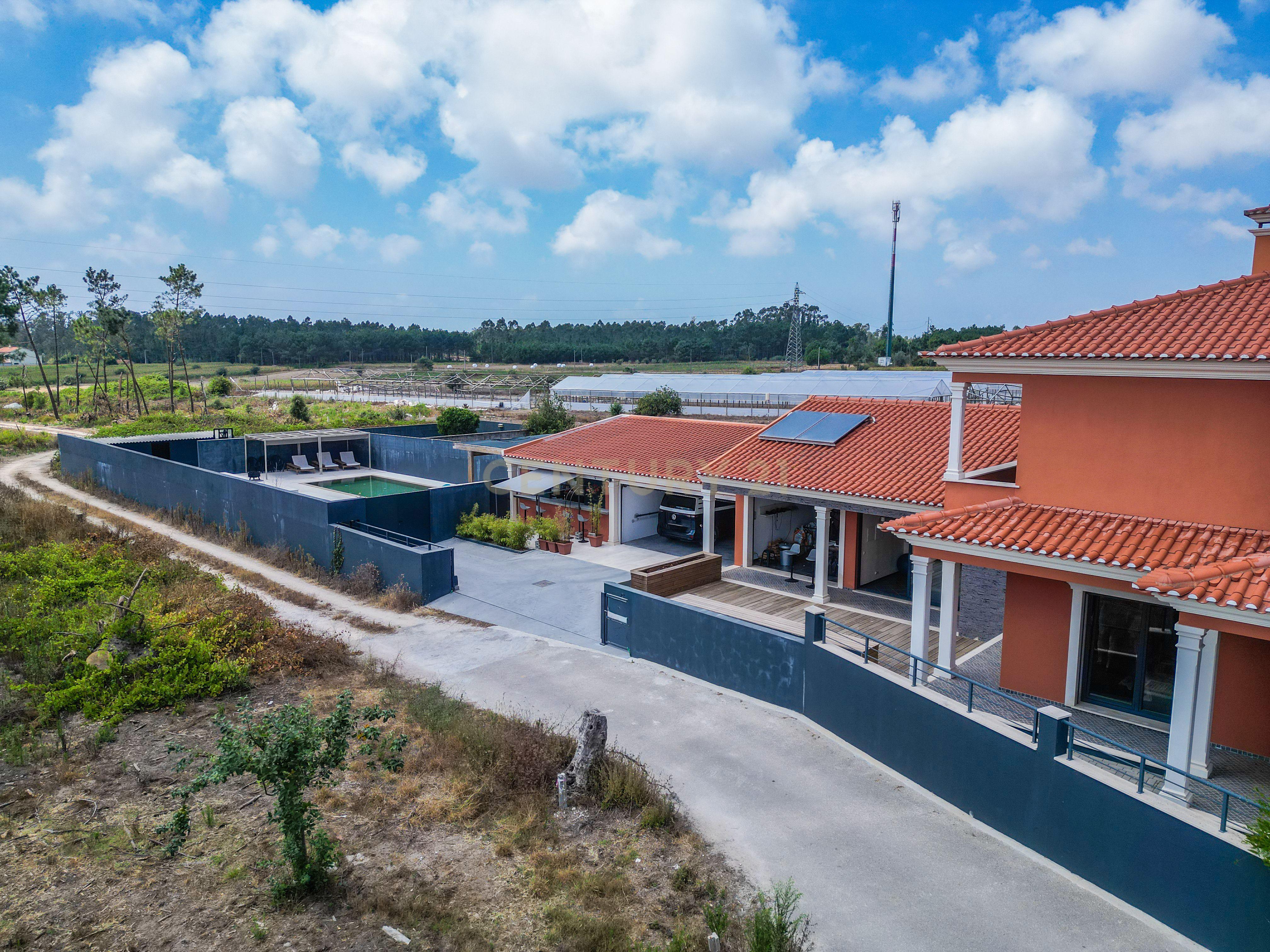 Fotografia 3 de Moradia isolada com piscina e total privacidade, a 5 minutos da A17, Marinha das Ondas, Figueira da Foz