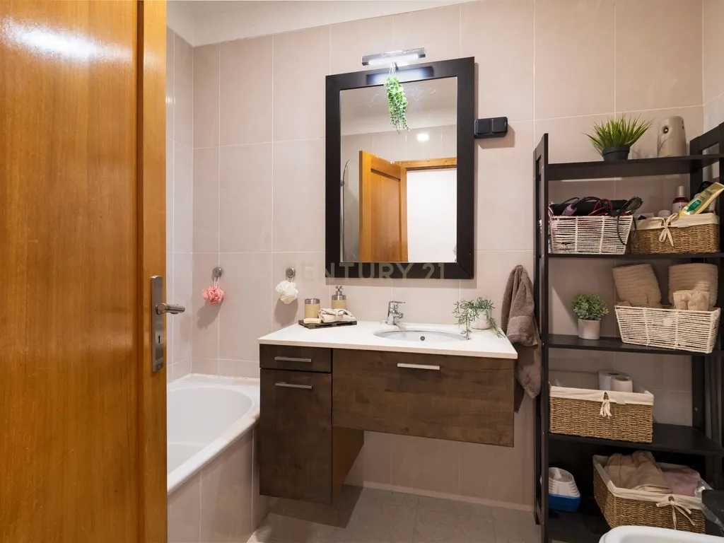 Apartamento T2 - Vialonga - Lisboa - Image 10