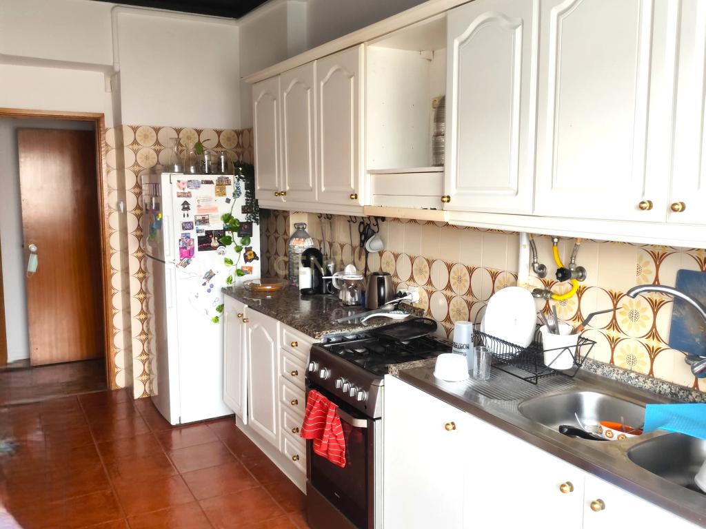 APARTAMENTO T2 RUA DAMIÃO DE GOIS, FEIJÓ ARRENDADO ATE JULHO 2027 - 248.500€ - Image 16