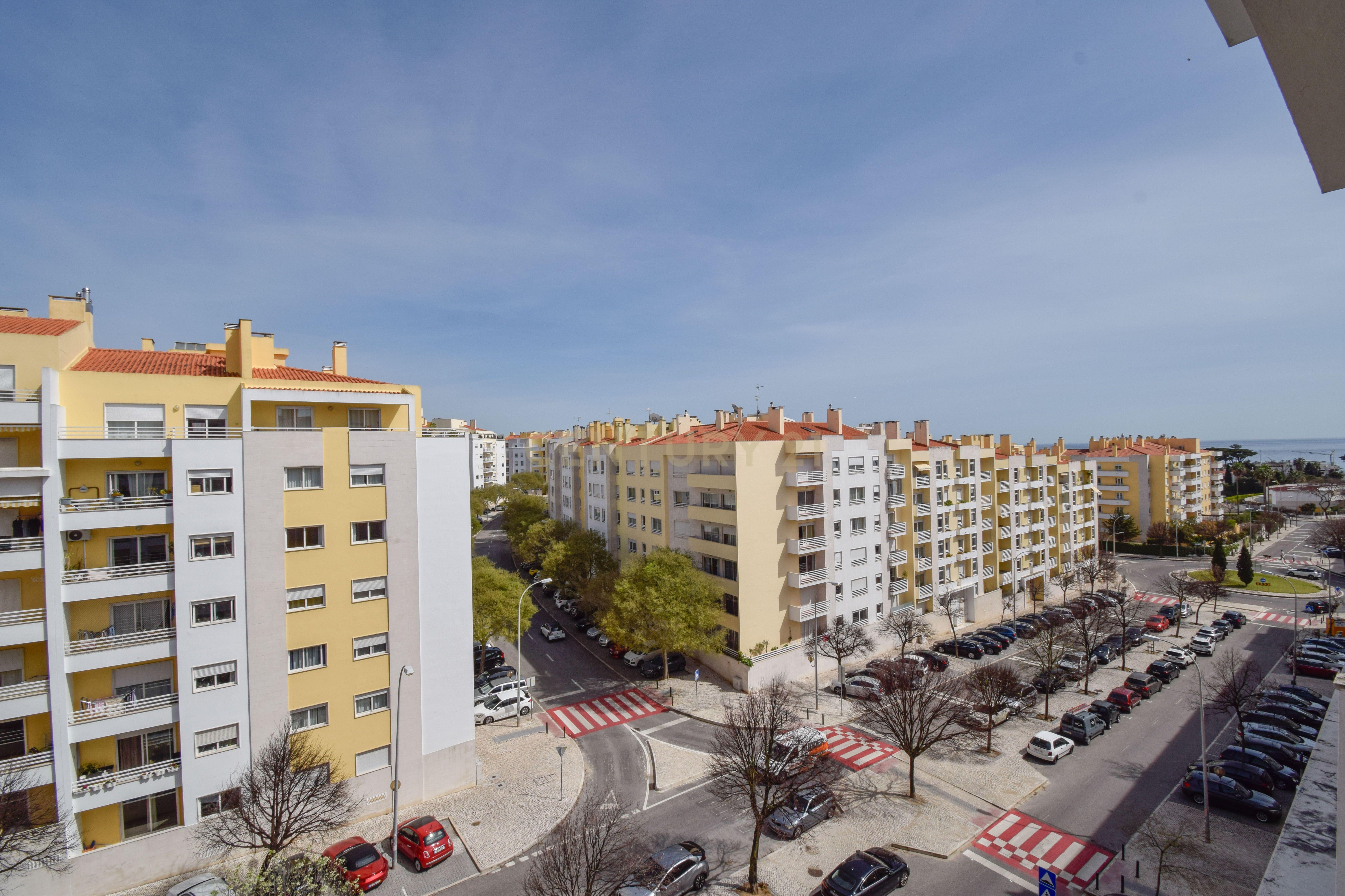 T3 com duas suites na Urbanização Jardins da Parede - Image 21