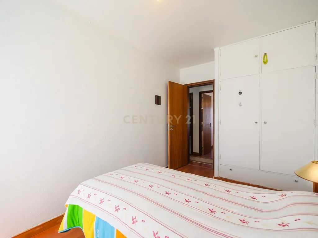 T4 em Mira-Sintra com 100 m², muita luz natural e excelente tranquilidade - Image 23