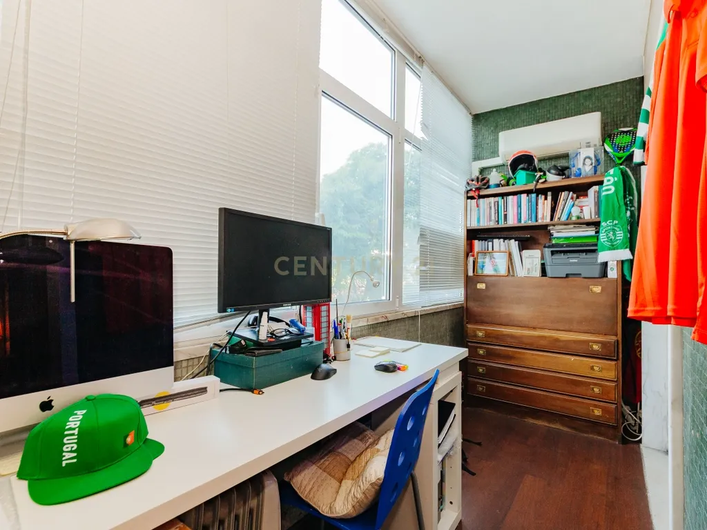 Apartamento T6 em Benfica – 210 m² junto ao Colombo - Image 27