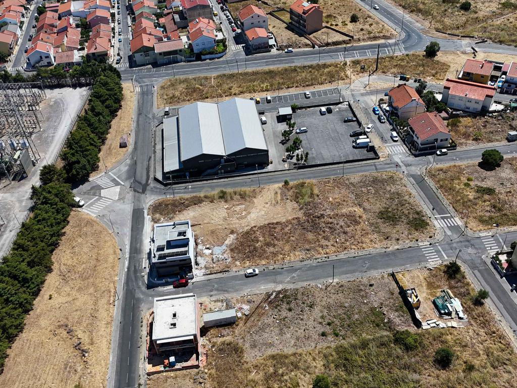 Terreno para construção de moradia T3 | 190 m² | Amadora - Image 16