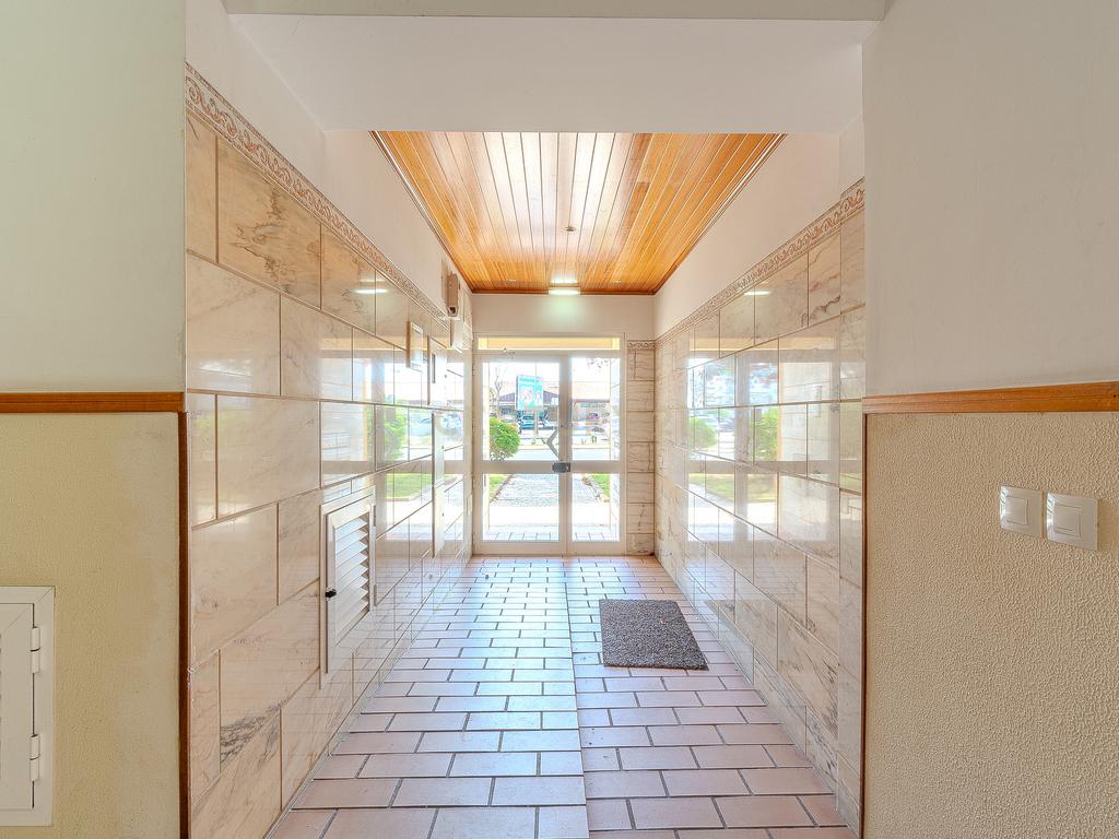 Apartamento T2 | Logradouro | Estacionamento | Olhão  - Image 34