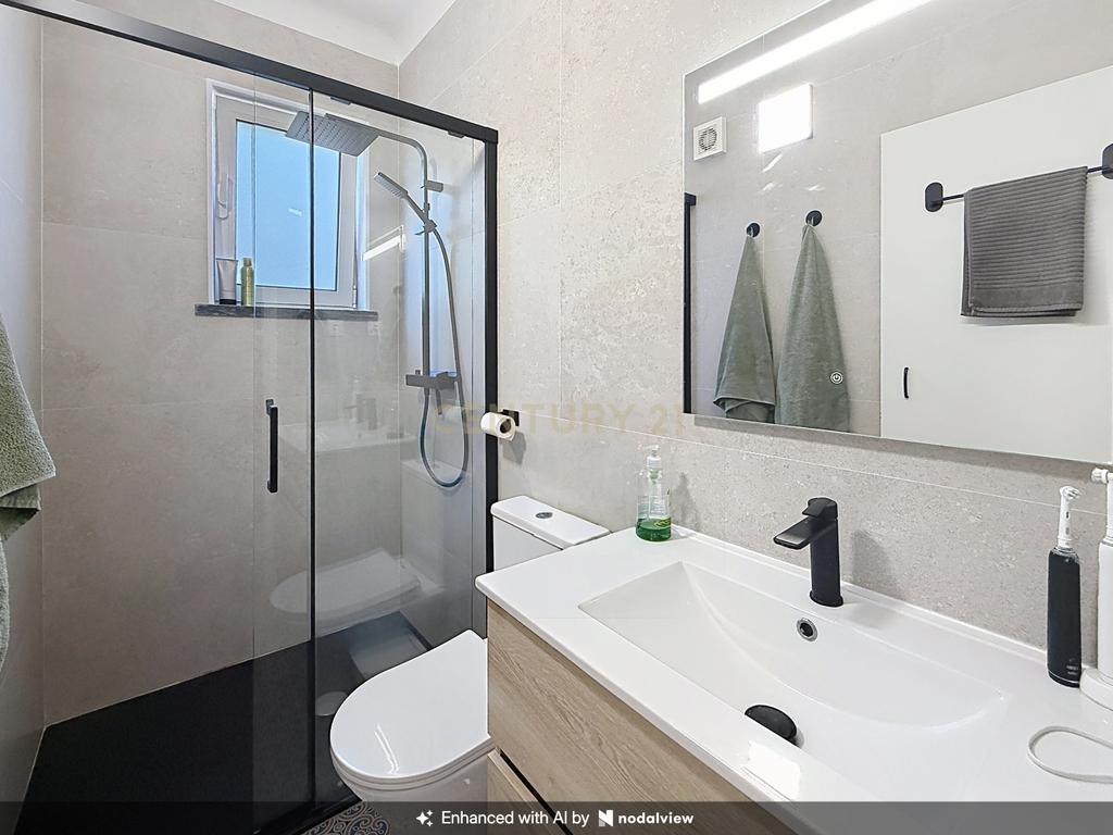 Moradia isolada com amplo terreno de 1.350 m², junto a Alcobaça - Image 61