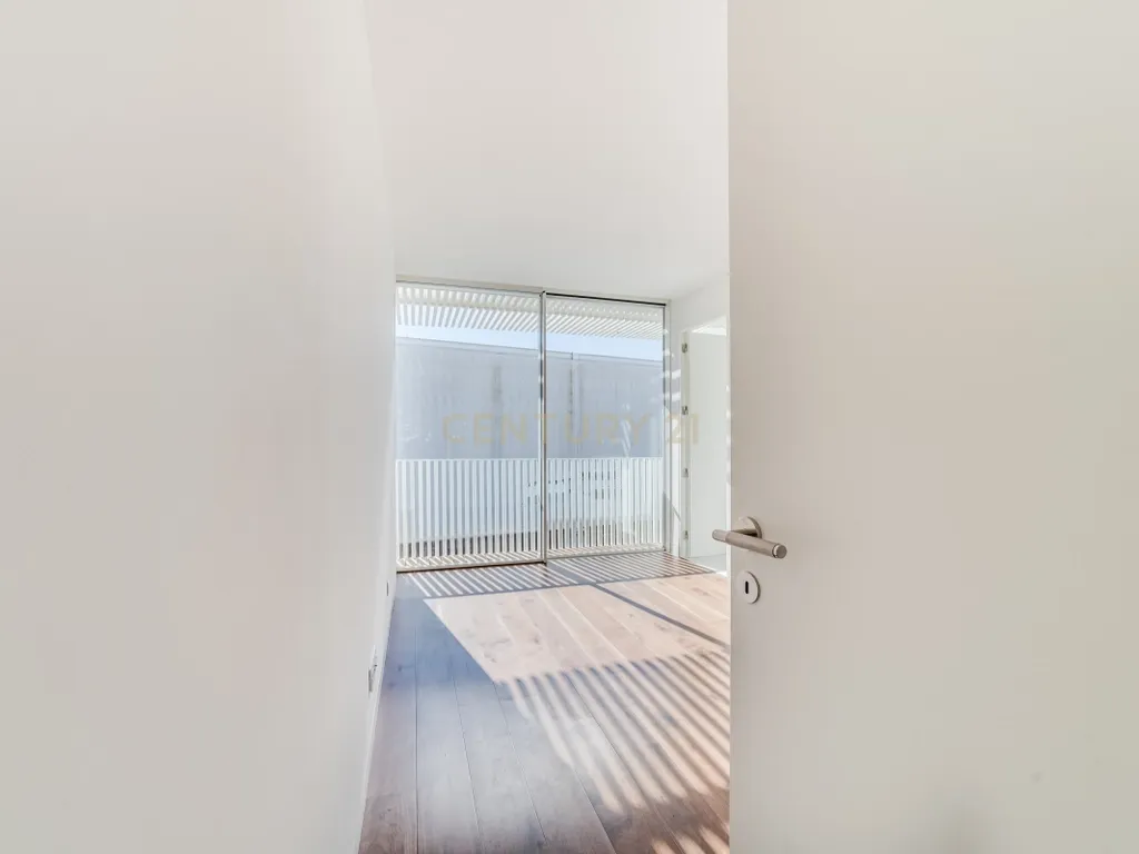 T3 na Villa dos Coches com 3 Suites e Garagem em Belém, Lisboa - Image 14