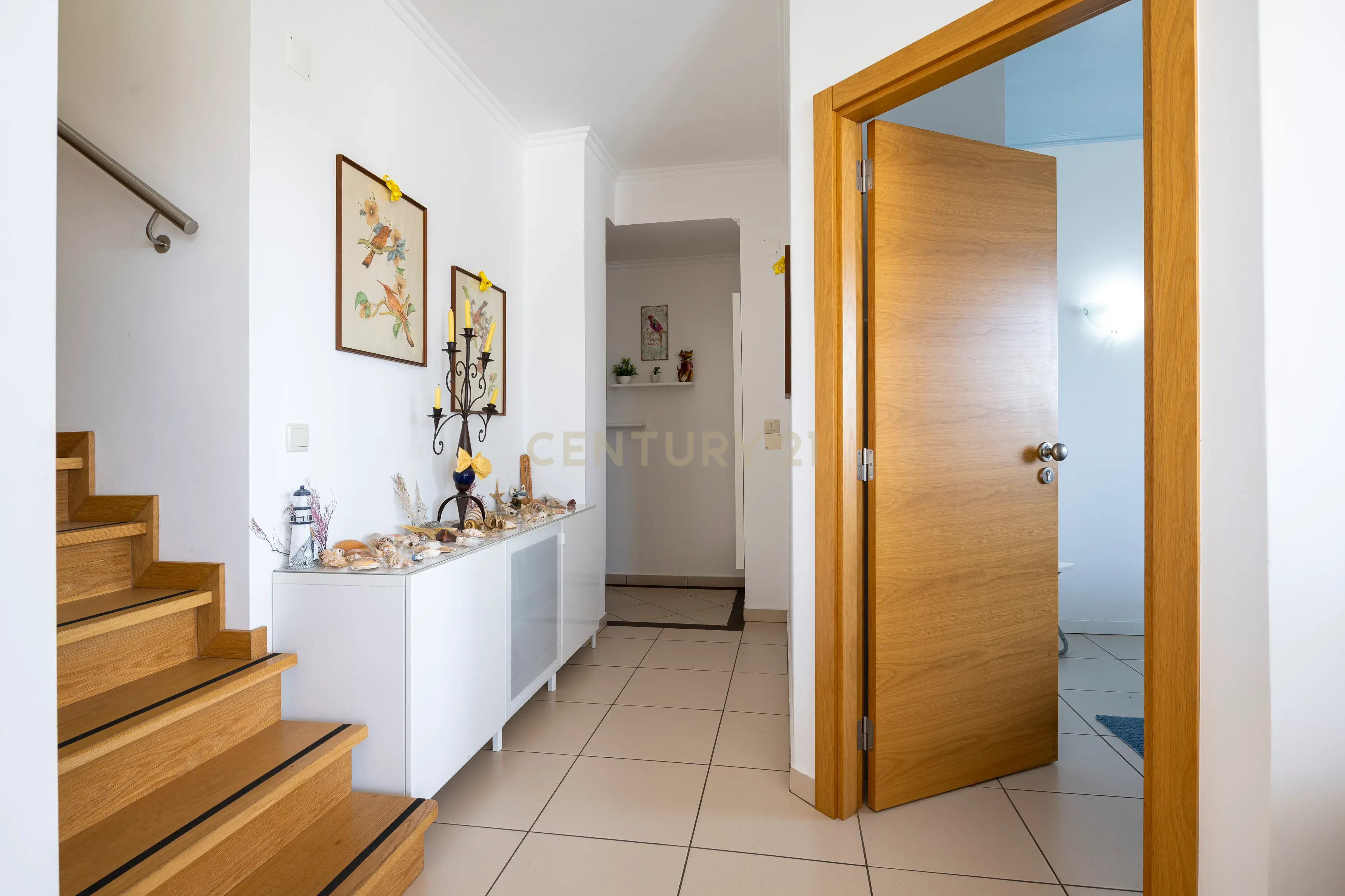Fotografia 7 de Duplex T2 com Garagem Box – Edf.Santa Eulália Praia, Albufeira