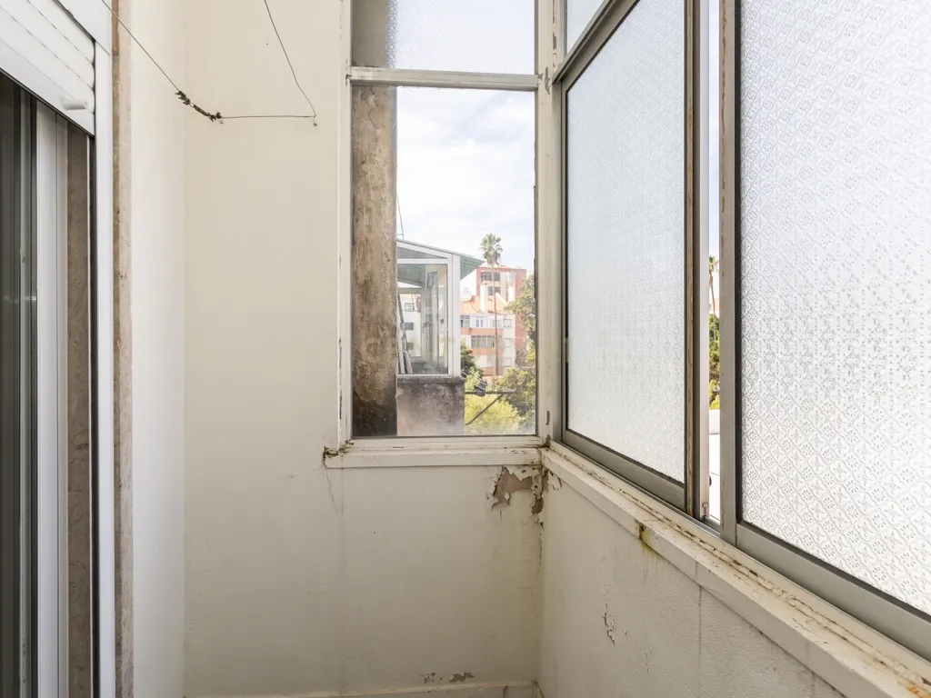 Apartamento T2 em Avenidas Novas, Lisboa - Image 25