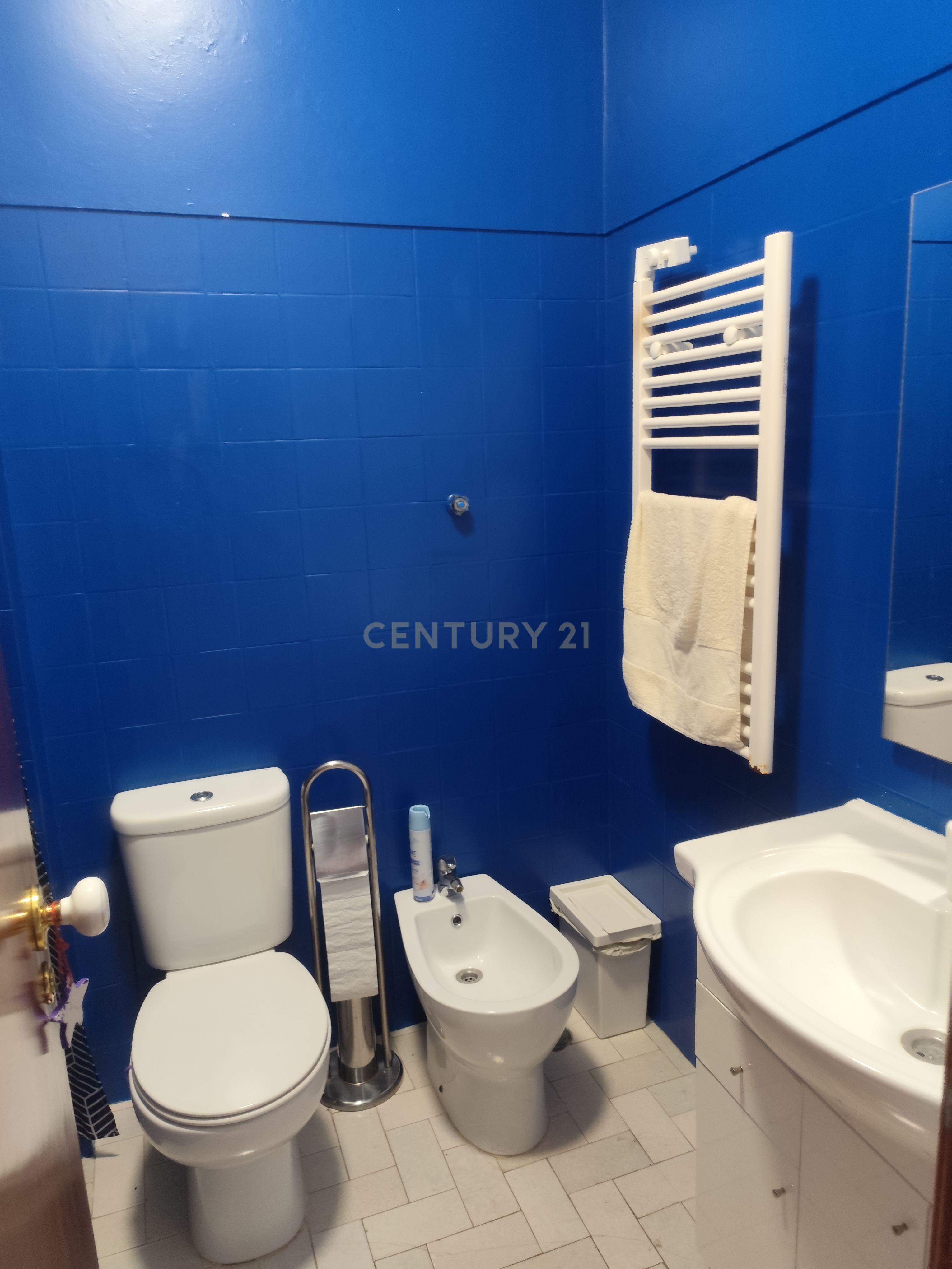 Fotografia 7 de APARTAMENTO T2 RUA DAMIÃO DE GOIS, FEIJÓ ARRENDADO ATE JULHO 2027 - 248.500€