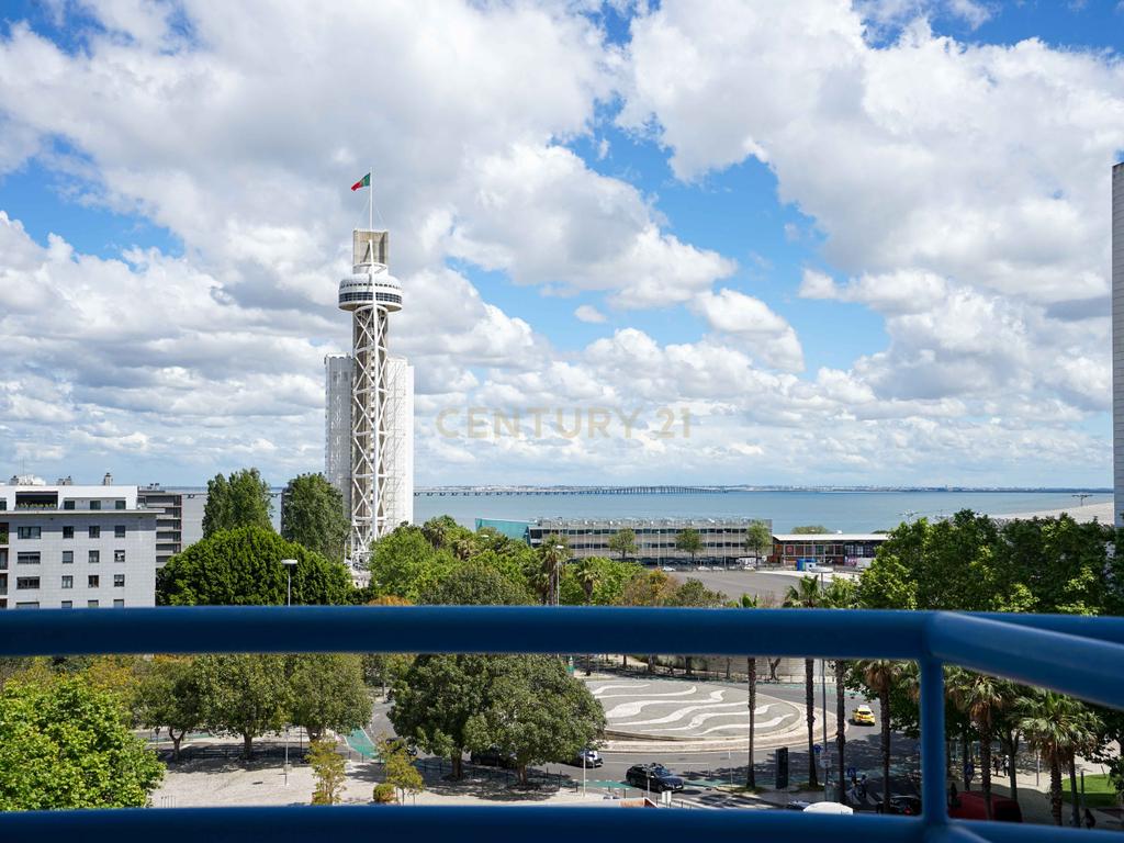 Apartamento T3 no Parque das Nações com Vista Panorâmica para o rio  - Image 2