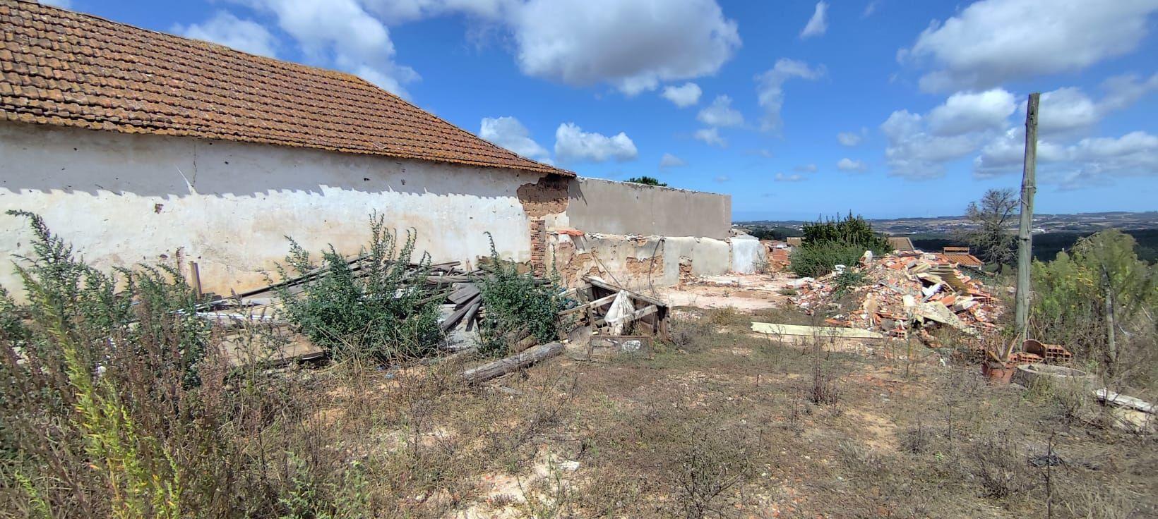 Fotografia 12 de TERRENO PARA CONSTRUÇÃO COM 1.000 M² | CABEÇA GORDA | ENTRE TORRES VEDRAS E A LOURINHÃ