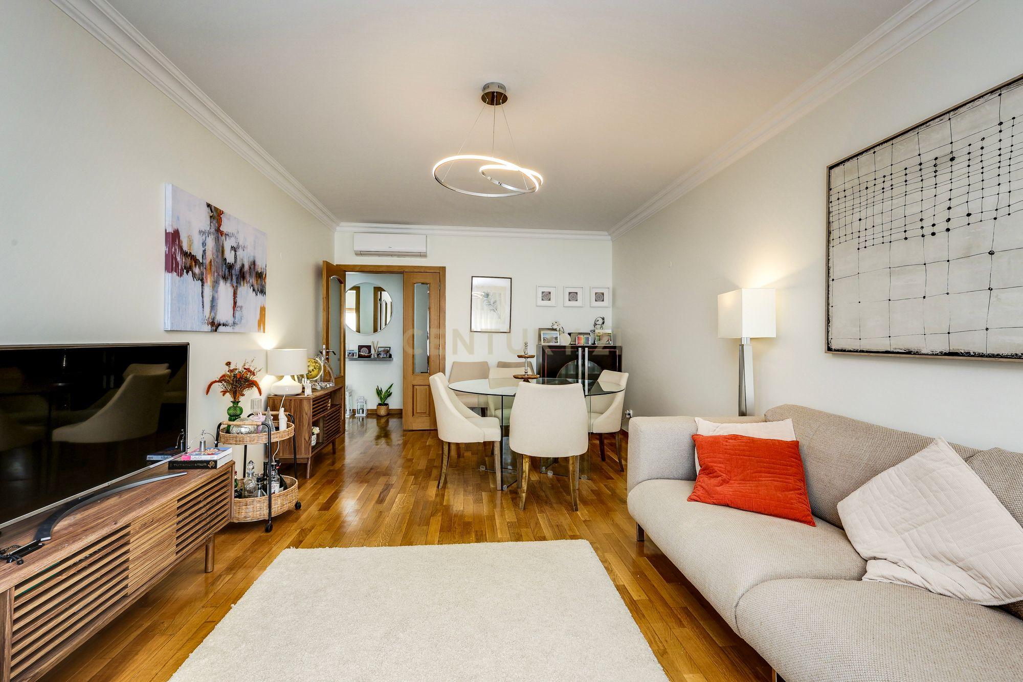 Fotografia 10 de Apartamento T2 para Arrendamento | Urbanização do Neudel, Amadora