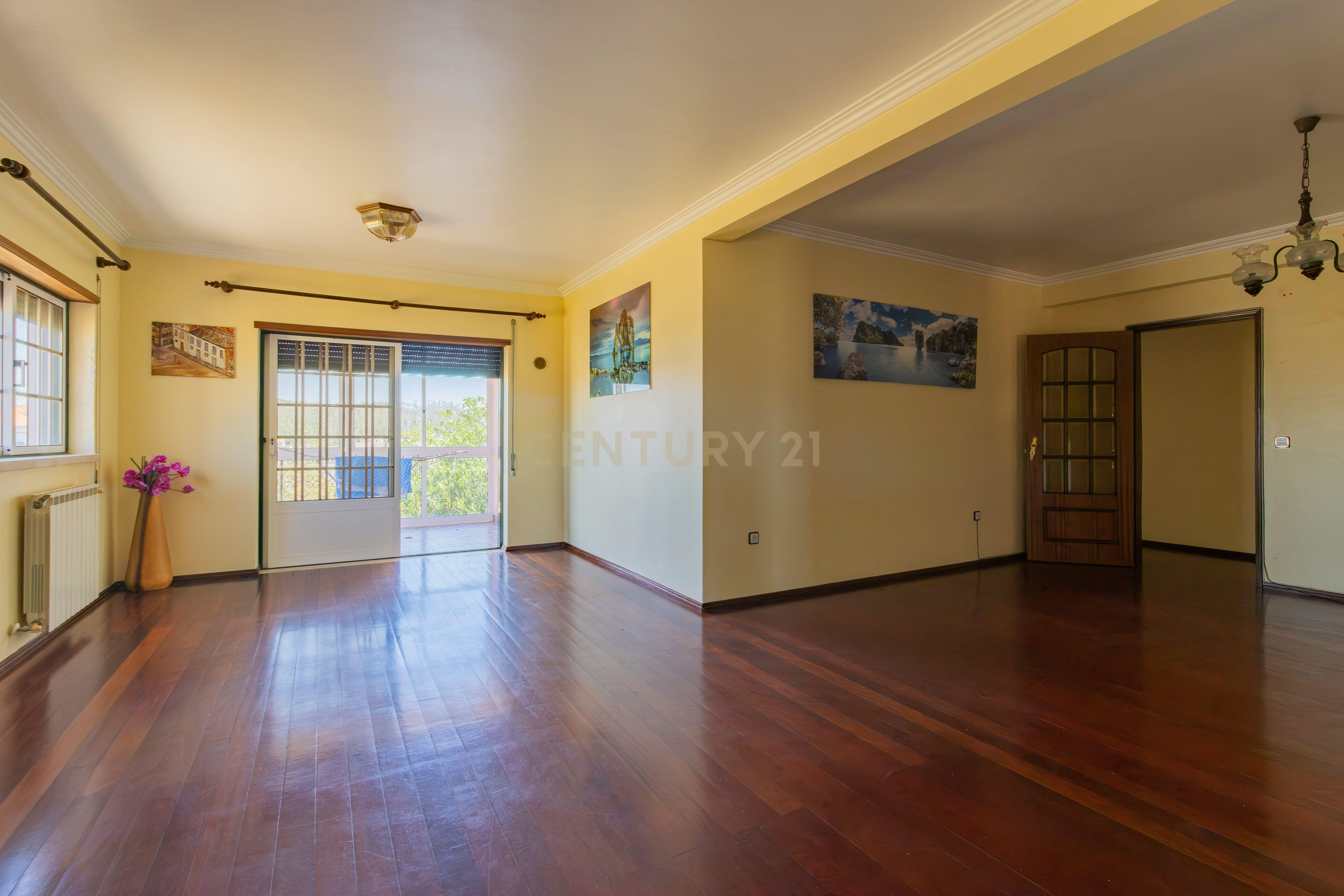 Fotografia 7 de Casa T3+1 com Vista Panorâmica em Leiria, Marrazes e Barosa