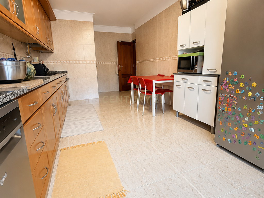 Apartamento T2 com Parqueamento | Rio de Mouro | Casais de Mem Martins - Image 14