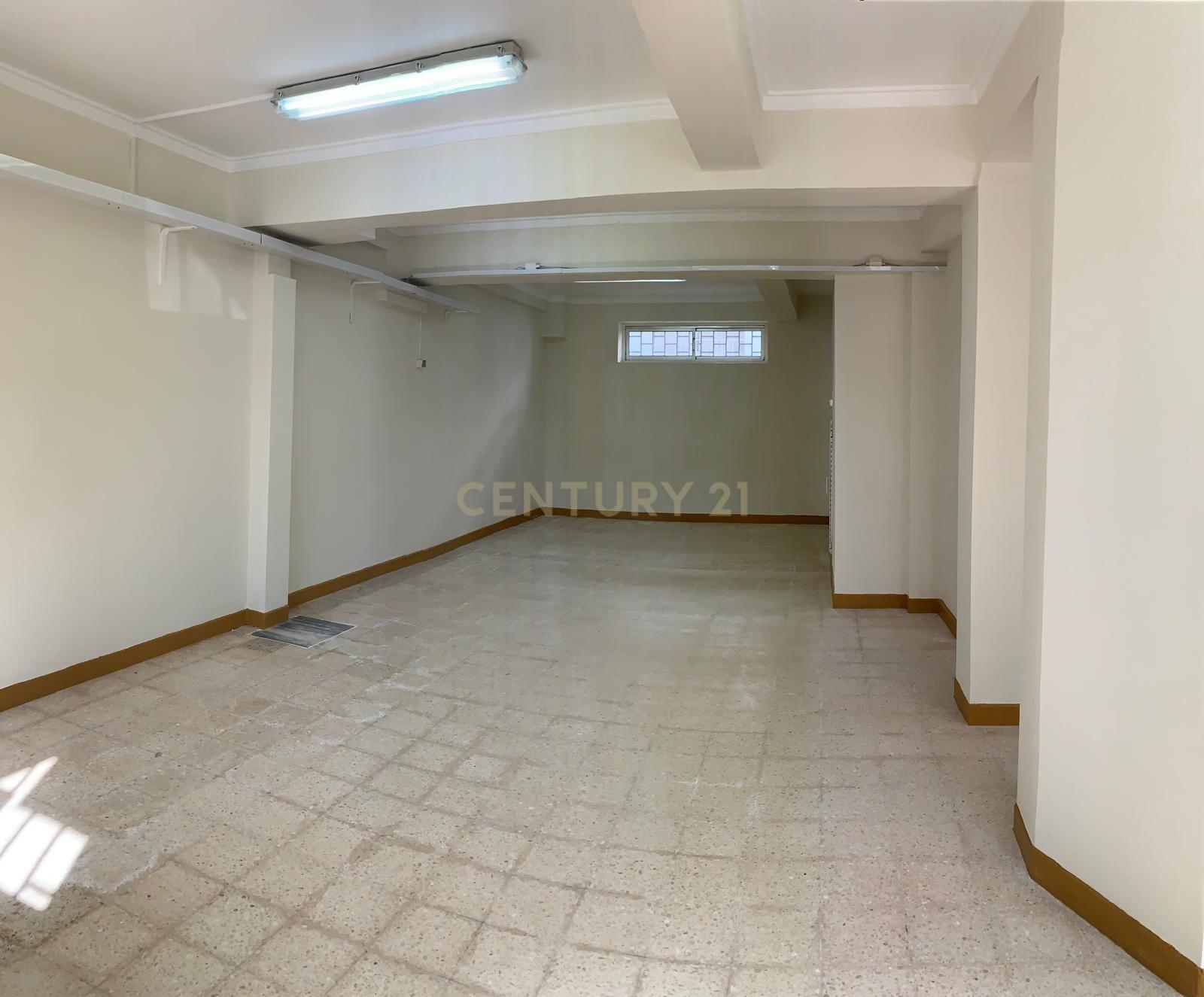 Fotografia 11 de Loja para arrendamento no Cacém