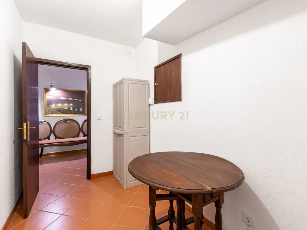Apartamento T0+2 perto da praia na Ericeira! - Image 3