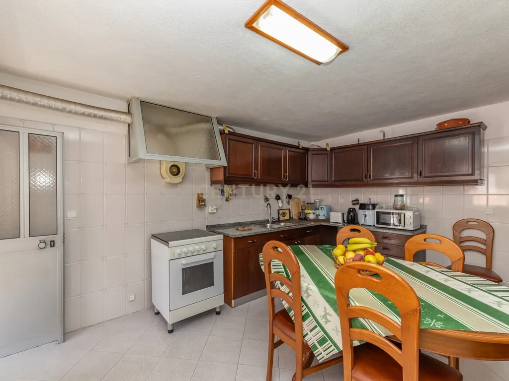 T3 + T1 com Garagem e Logradouro em Corroios, Seixal, Setúbal - Image 37