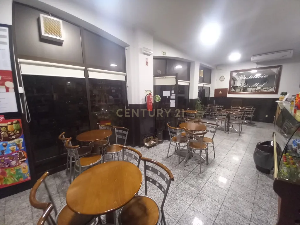 Pastelaria em Castelo Branco - Oportunidade Única - Image 2