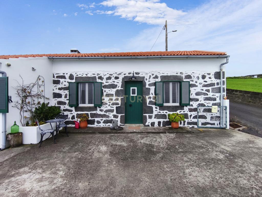 Casa Renovada em Nordeste, Ilha de São Miguel - Image 17