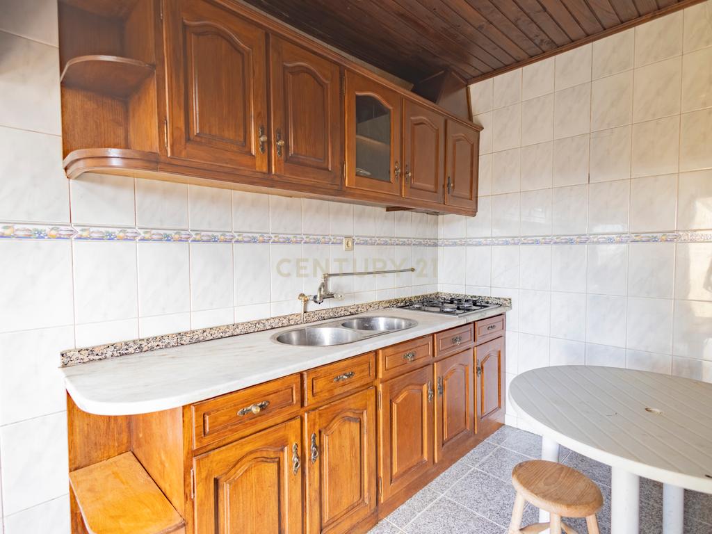 Moradia V3 em Valadares, Baião - Image 5