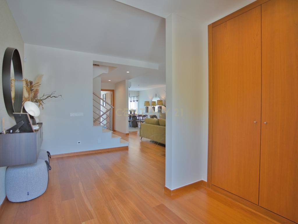 Lagoon Villas - Moradia T4 com o melhor Rooftop de Alcochete - Image 2