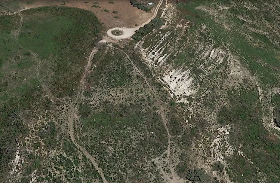 Terreno rústico de 19.720,00 m2 em Abitureiras para vinha e Olival - Image 6