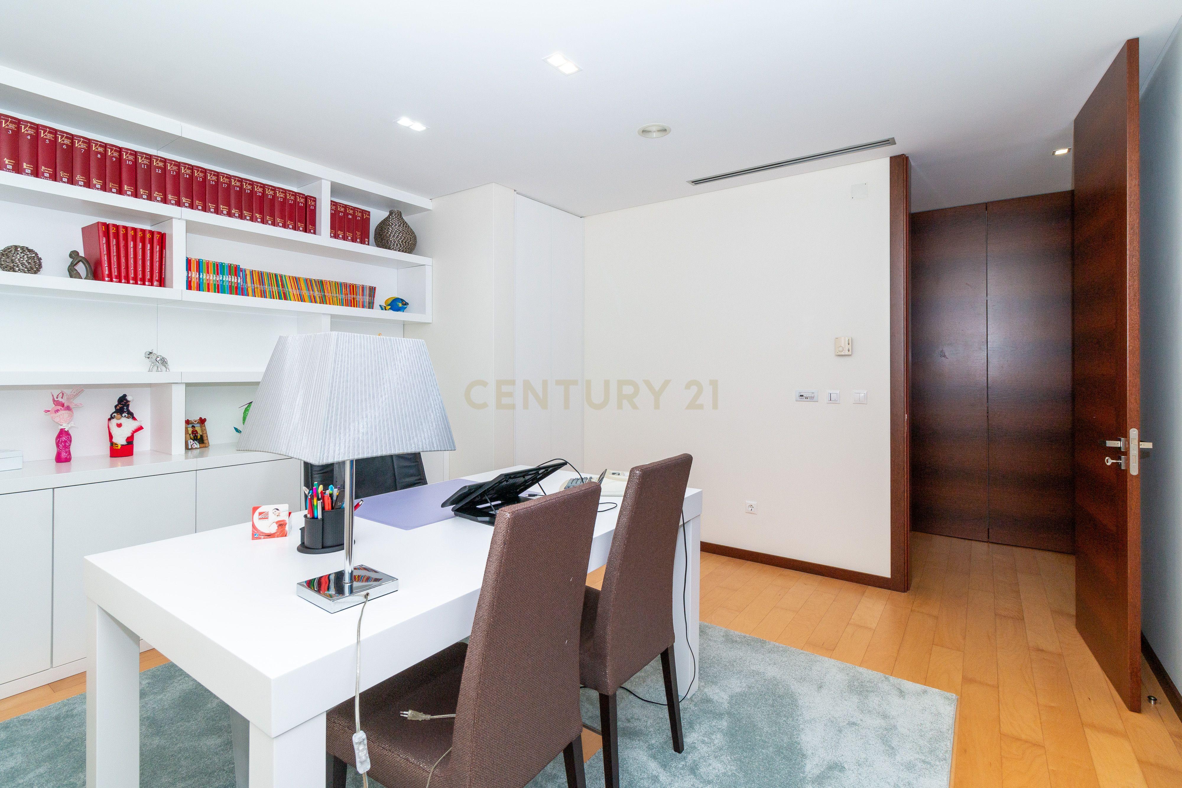 Excelente Moradia T5 terrea - Image 5